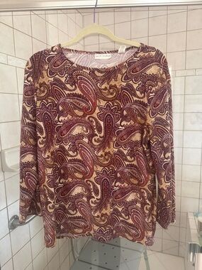 Marsh Landing Paisley Long Sleeve Tee in Burgundy and Tan